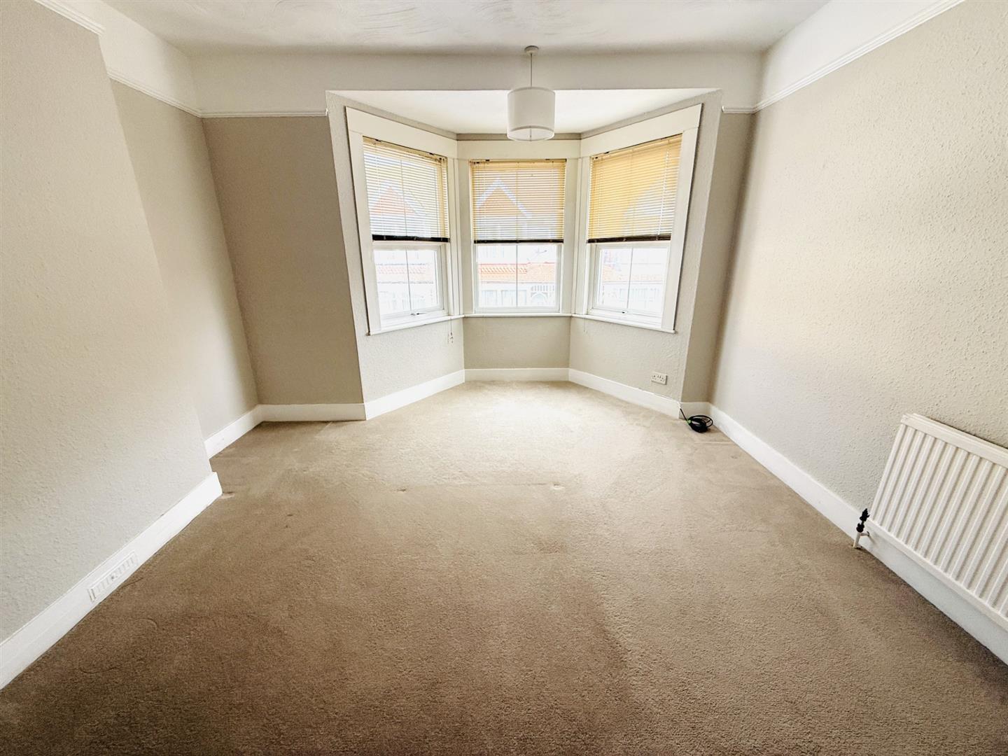 4 Bedroom House - Mid Terrace. Redoubt Road in Eastbourne,  6